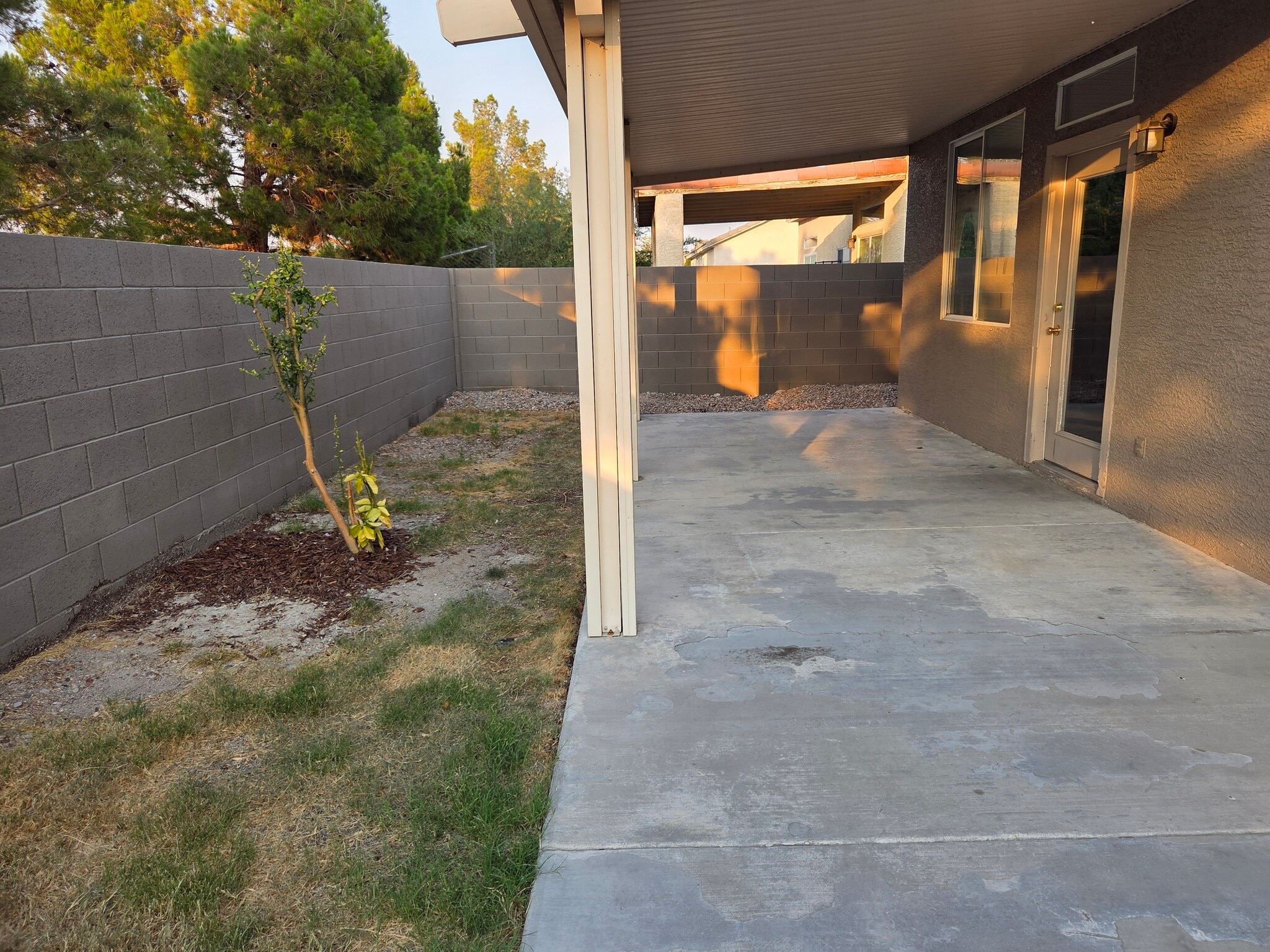 Building Photo - 2602 Roaring Lion Ave