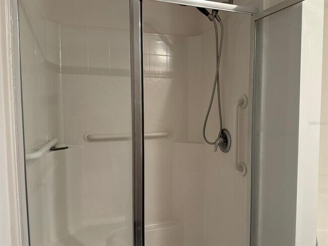 Building Photo - 2082 S Chamberlain Blvd