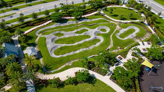 Building Photo - 5576 Captiva Ln