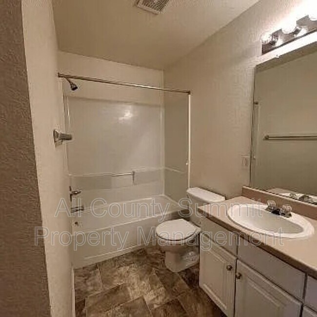 Building Photo - 3745 S Quatar Way