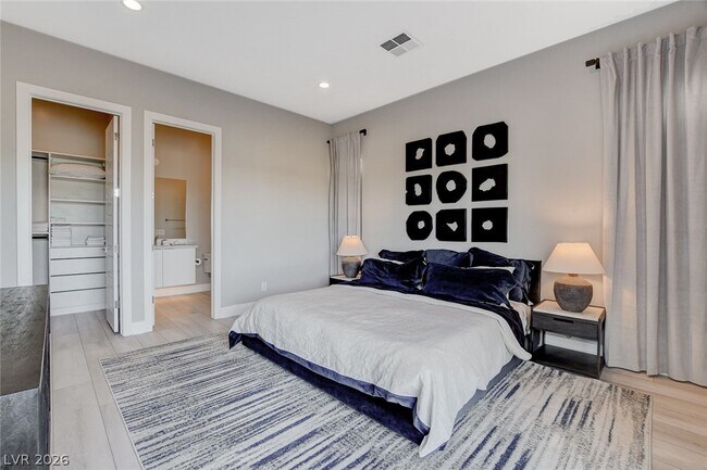 Building Photo - 5289 Feathertop Dr