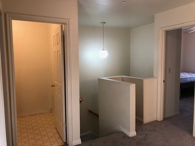 2 Level Penthouse all beds/baths up - 642 N 200 E