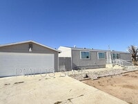 Building Photo - 4453 Calle del Media