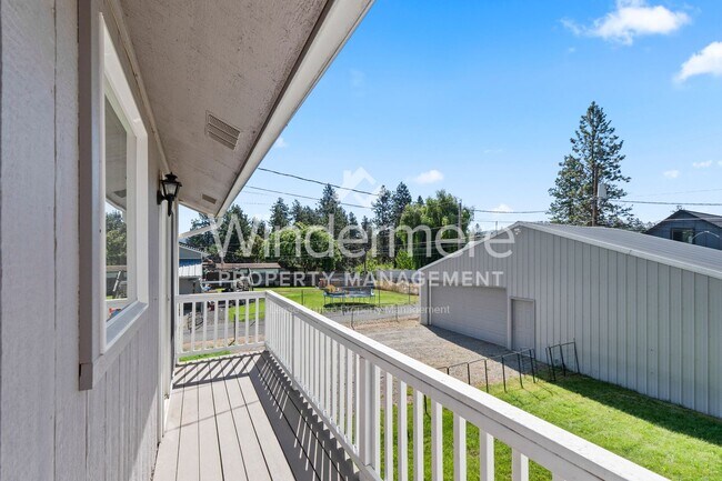 Building Photo - 4128 E 34th Ave