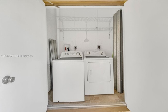 Building Photo - 215 SW 117th Terrace