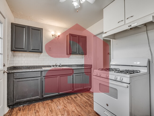 Building Photo - 2017 Downing St