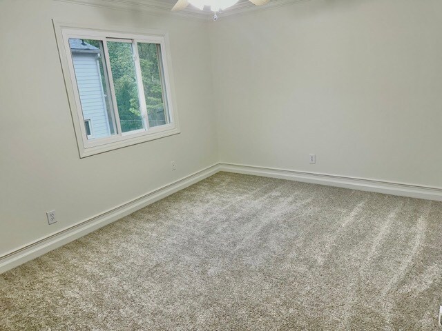 Building Photo - 835 Glendale Ter NE