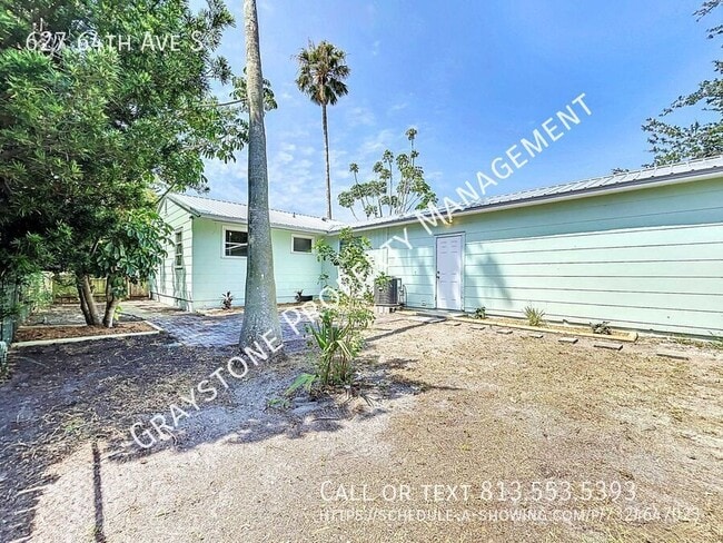 Building Photo - 627 64th Ave S
