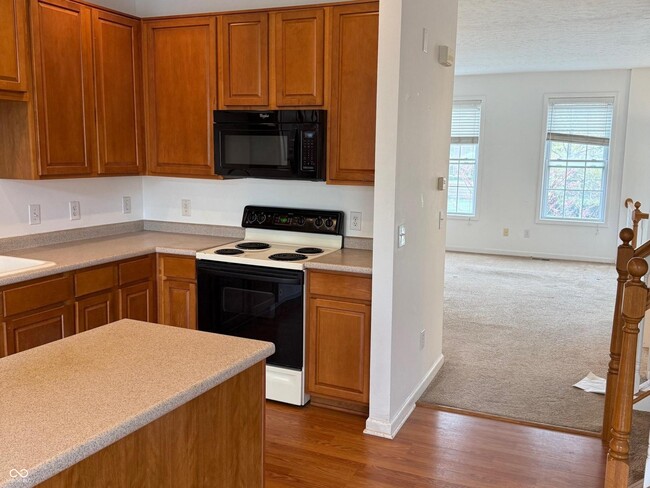 Building Photo - 403 Autumn Dr