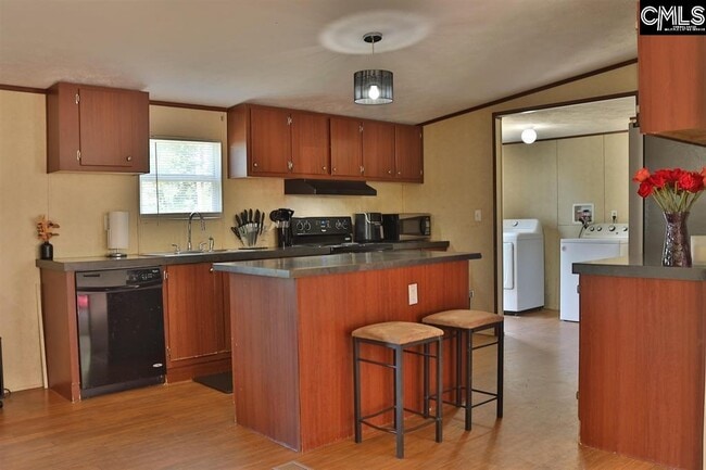 Building Photo - 864 St Pauls Church Cir