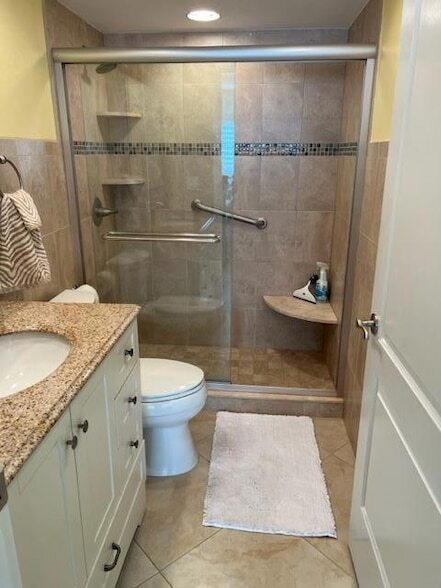 Building Photo - 1605 S US Hwy 1