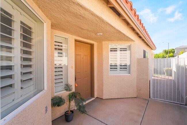 Building Photo - 2141 Hidden Ranch Terrace