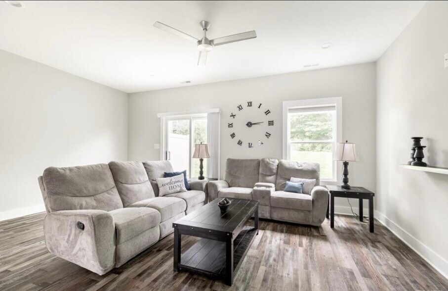 Building Photo - 64 Allwell Rd