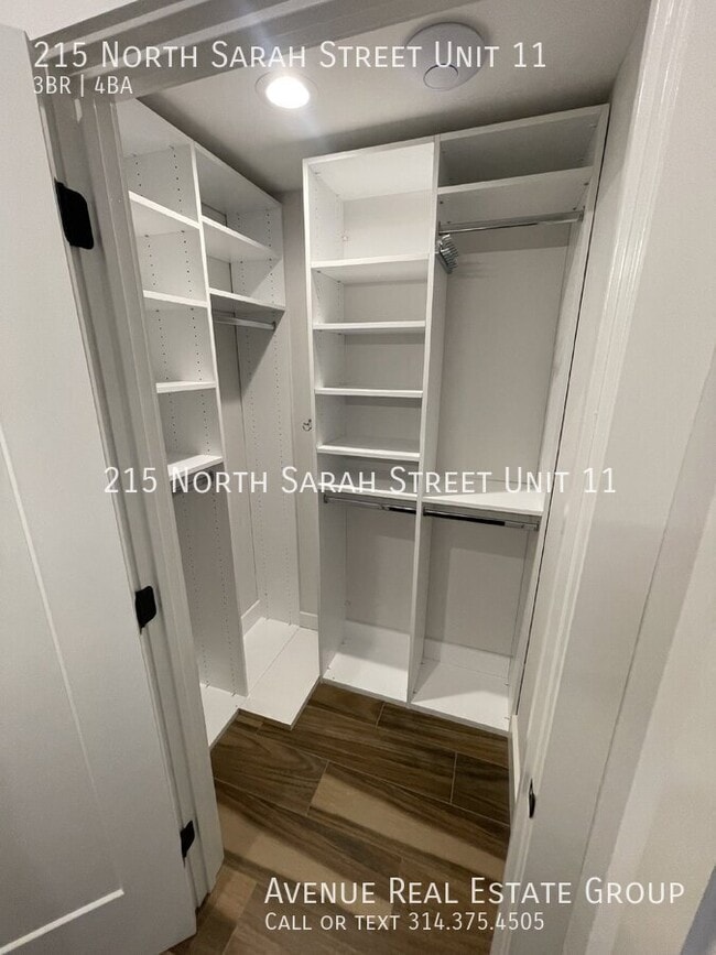 Building Photo - 215 N Sarah St