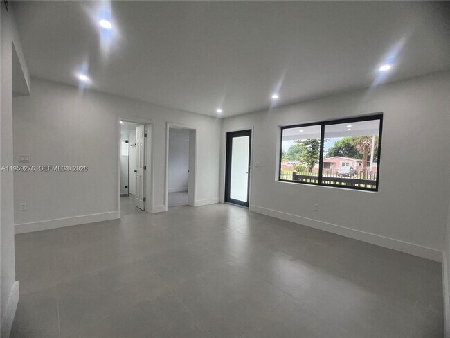 Building Photo - 13380 NW 32nd Ave