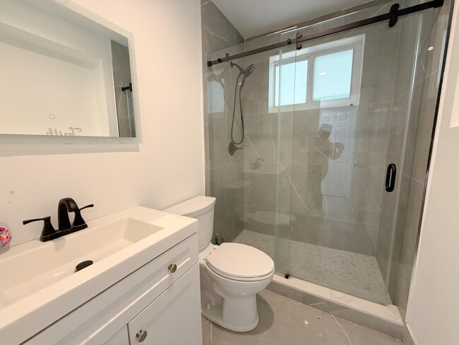 Building Photo - 2823 Polk St