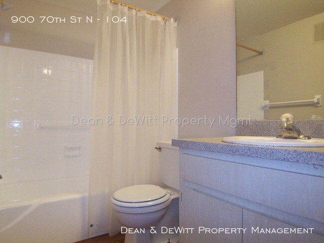 Building Photo - 900 70th St N