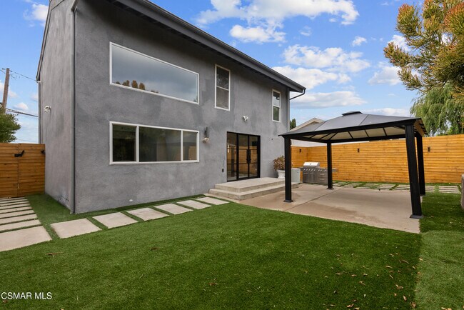 Building Photo - 264 Beech Rd