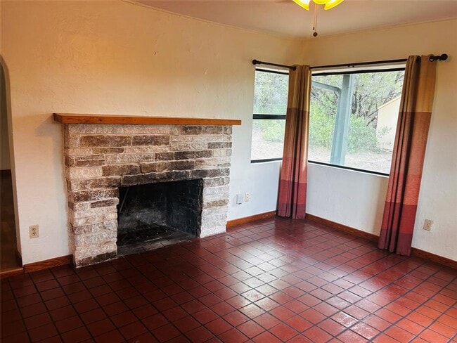 Building Photo - 4827 Eck Ln