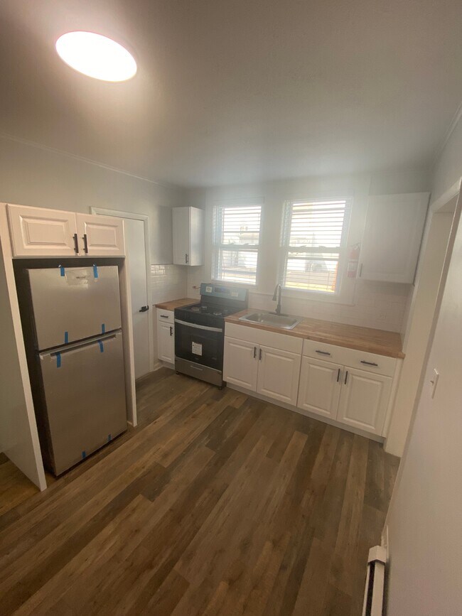 Building Photo - Bloom Partners