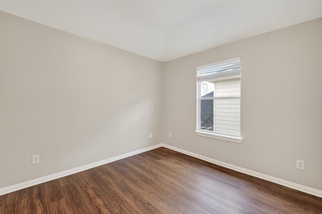 Building Photo - 16311 Yabbie Dr