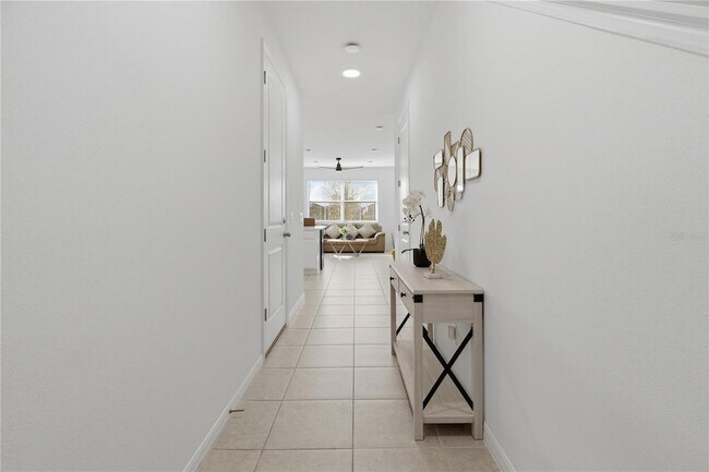 Building Photo - 710 Longboat Dr