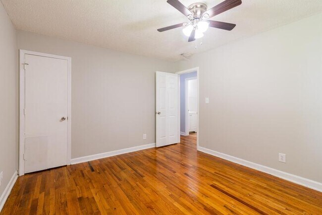 Building Photo - 1314 Boone St