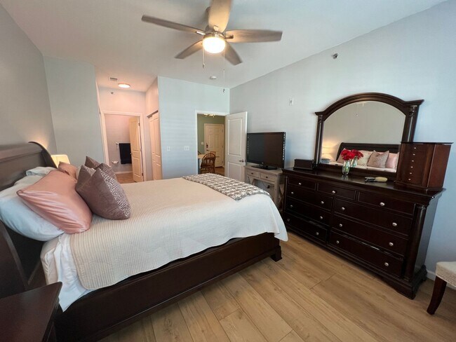 Building Photo - 2 Bedroom 2 Bathroom Condo at The Regatta ...