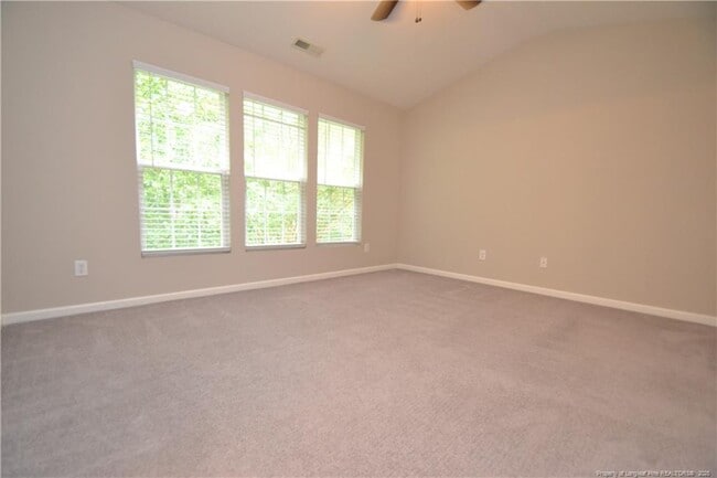 Building Photo - 600 Walnut Woods Dr