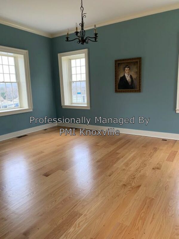 2333 Dandridge Ave 2333 Dandridge Ave Knoxville TN 37915 Apartment