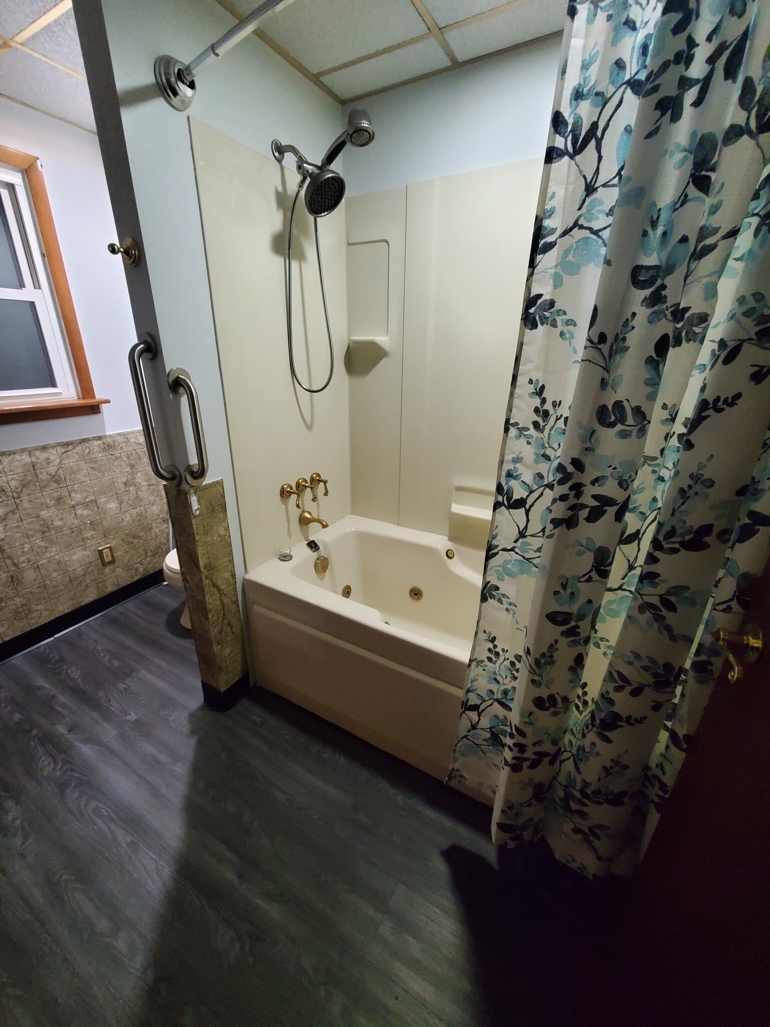 Bathroom - 356 2nd St