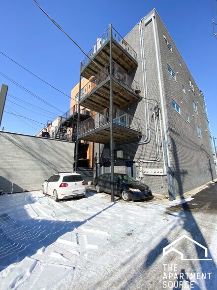 Building Photo - 2503 W Fullerton Ave