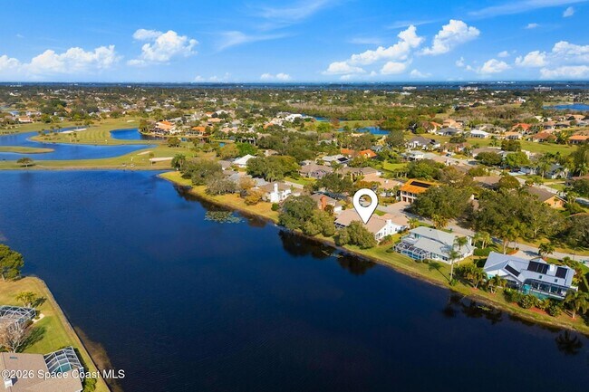 Building Photo - 662 Rossmoor Cir