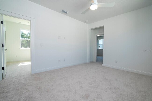 Building Photo - 2180 Forest Cir