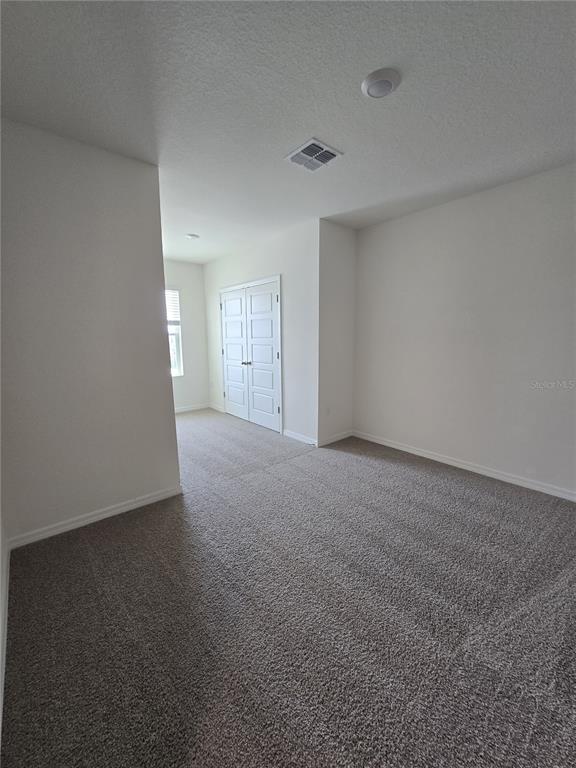 Building Photo - 2088 Monteverde Ave