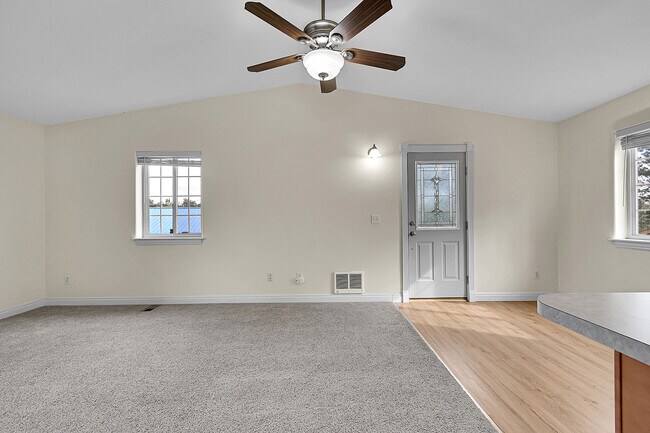 Building Photo - 50 Spruce Dr