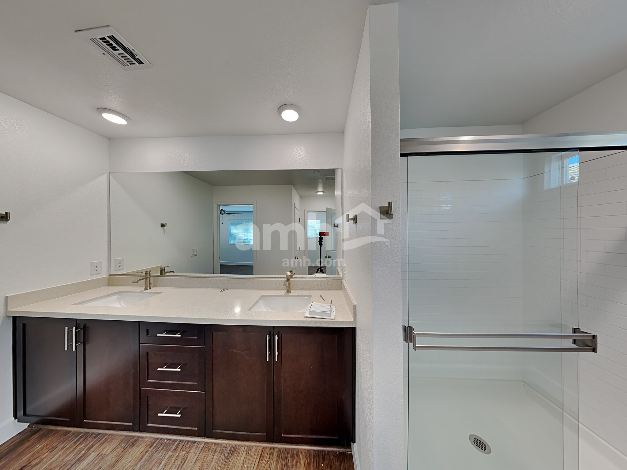 Building Photo - 3337 Blodwen St