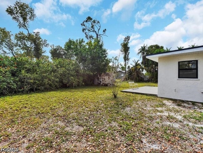 Building Photo - 2224 Aldridge Ave
