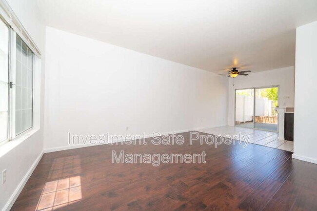 Building Photo - 39945 Temecky Way