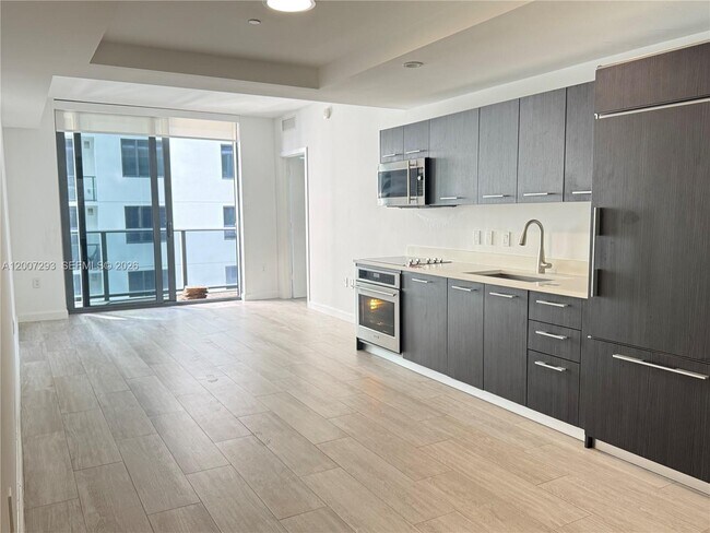 Building Photo - 55 SW 9th St