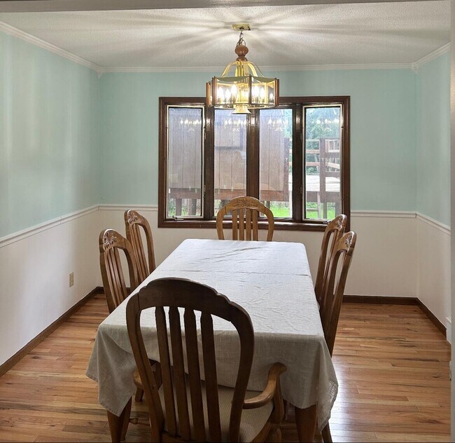 Building Photo - 112 Minges Forest Ln