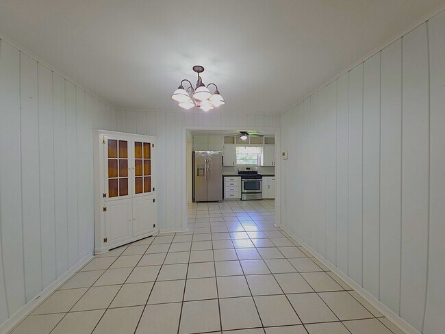 Building Photo - Spacious Country Home for Lease in Van, Texas!