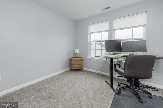 Building Photo - 372 Concetta Dr