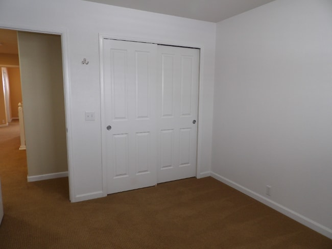 Building Photo - 1263 Walters Point