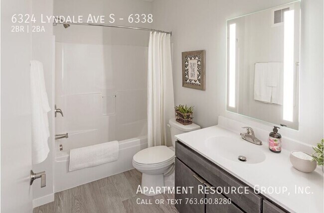 Building Photo - 6324 Lyndale Ave S