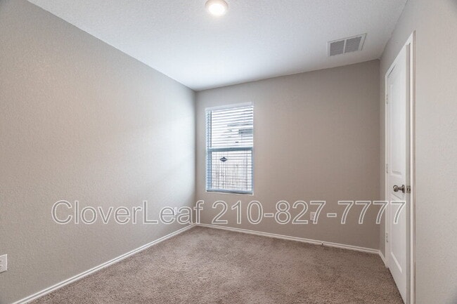Building Photo - 3650 Millbrook Wy
