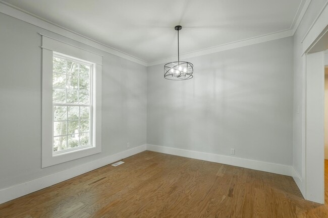 Building Photo - 671 Tremont Pl