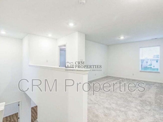 Building Photo - 3449 Briarwick Dr