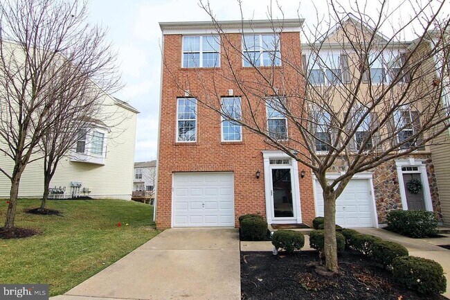 Building Photo - 193 Hudson Dr