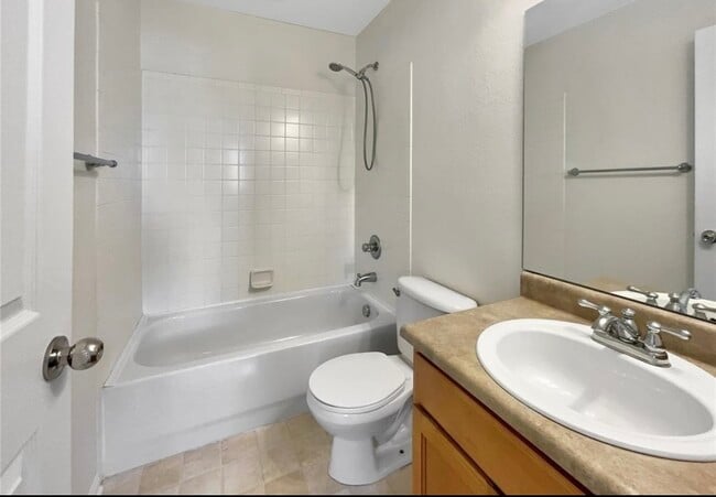 Building Photo - 2163 Shady Aspen Dr